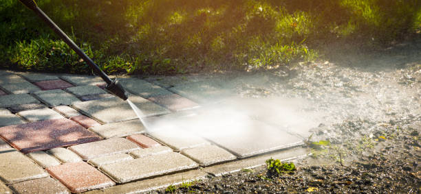 Best Pool Deck Cleaning in Mankato, MN